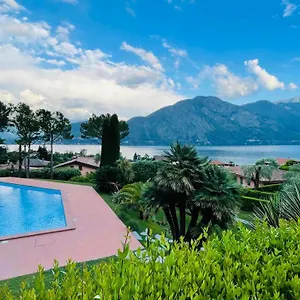 View, Swimming Pool, Tennis Court And Private Parking Holiday home